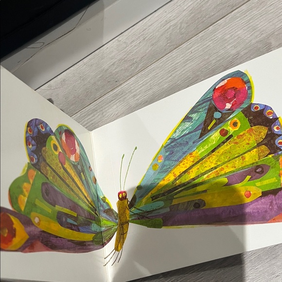 Scholastic The Very Hungry Caterpillar Book - Green and Red - Picture 2 of 3